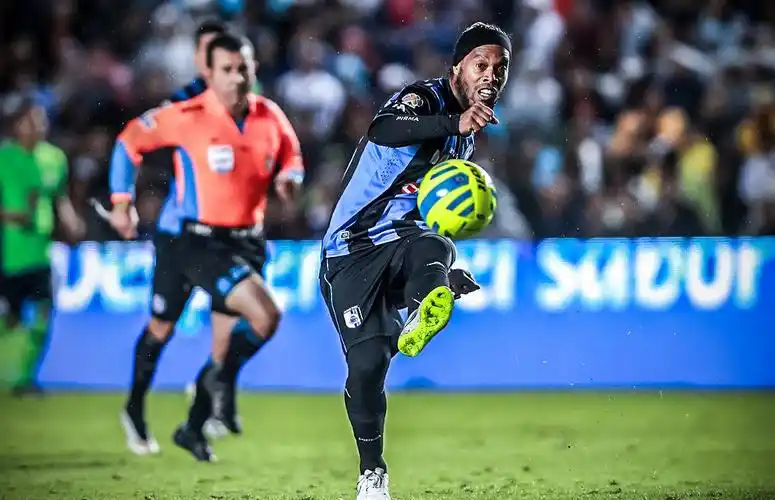 不仅需要实 不仅需要实